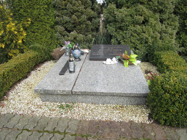 Grób Kazimierz  Kraśnicki